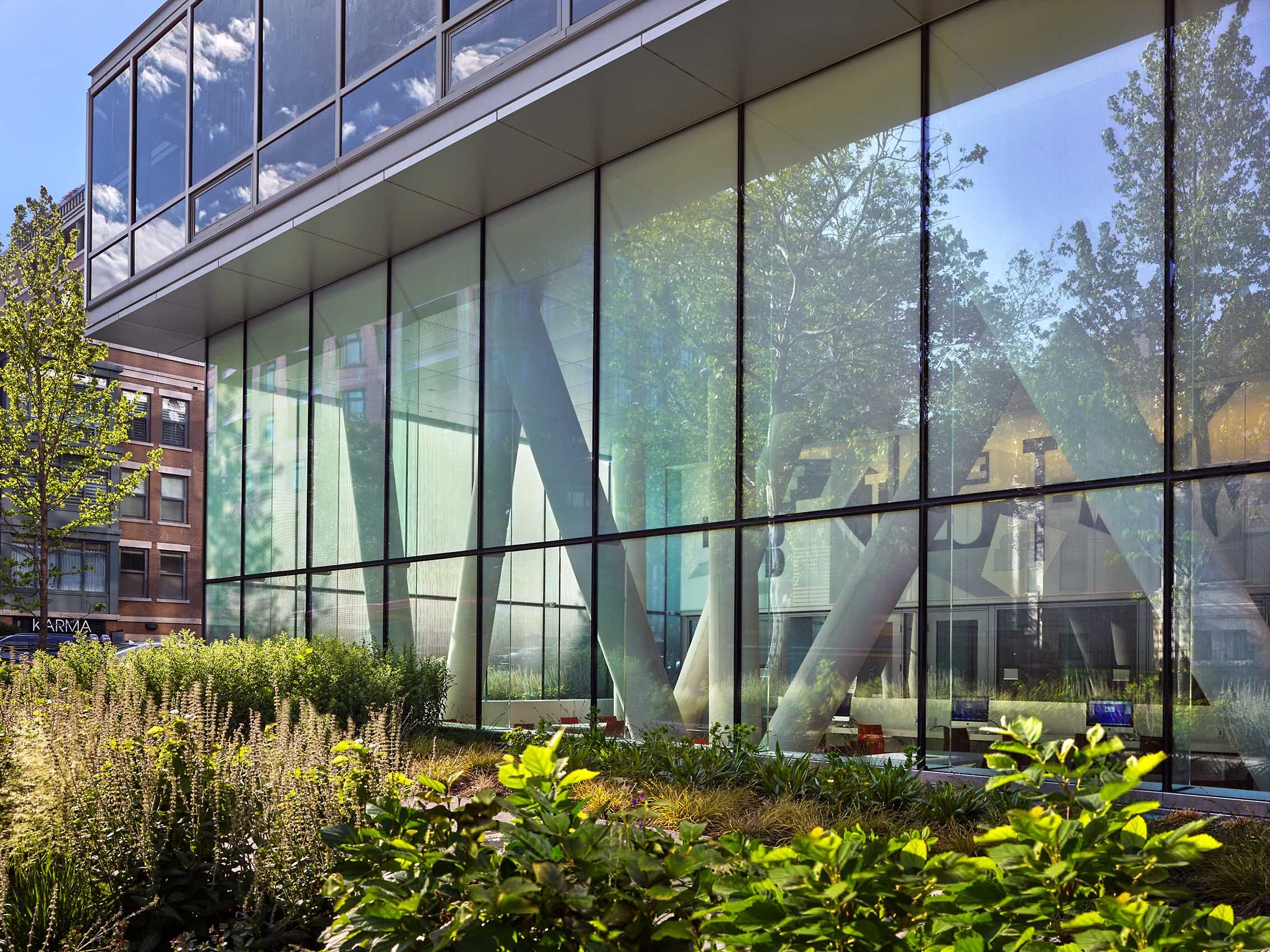 TEN ARQUITECTOS  .  WESTLIGHT / SQUARE 37  .  WASHINGTON  DC