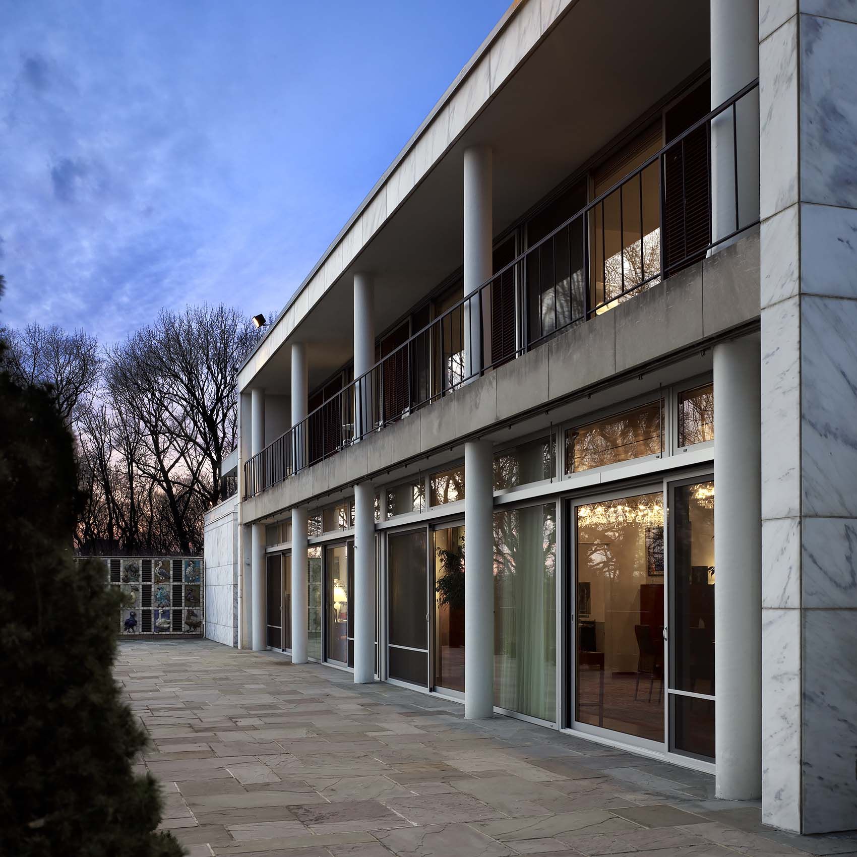 VILHEM LAURITZEN  .  EMBASSY OF DENMARK  WASHINGTON  DC