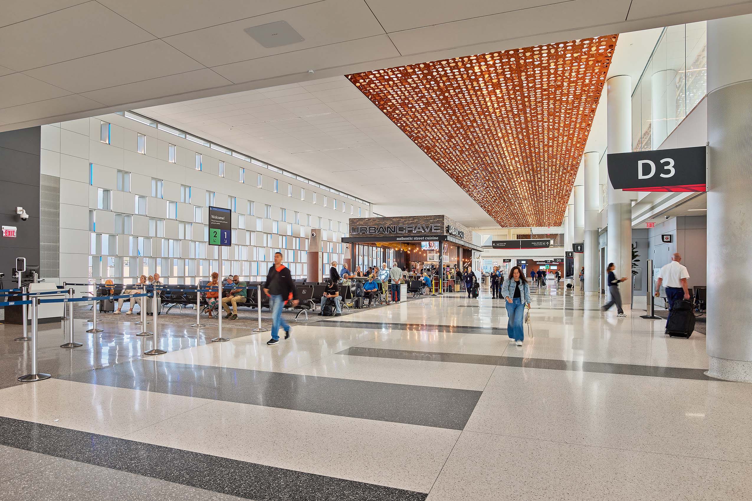 FENTRESS STUDIO  .  HOUSTON INTERNATIONAL AIRPORT TERMINAL D WEST