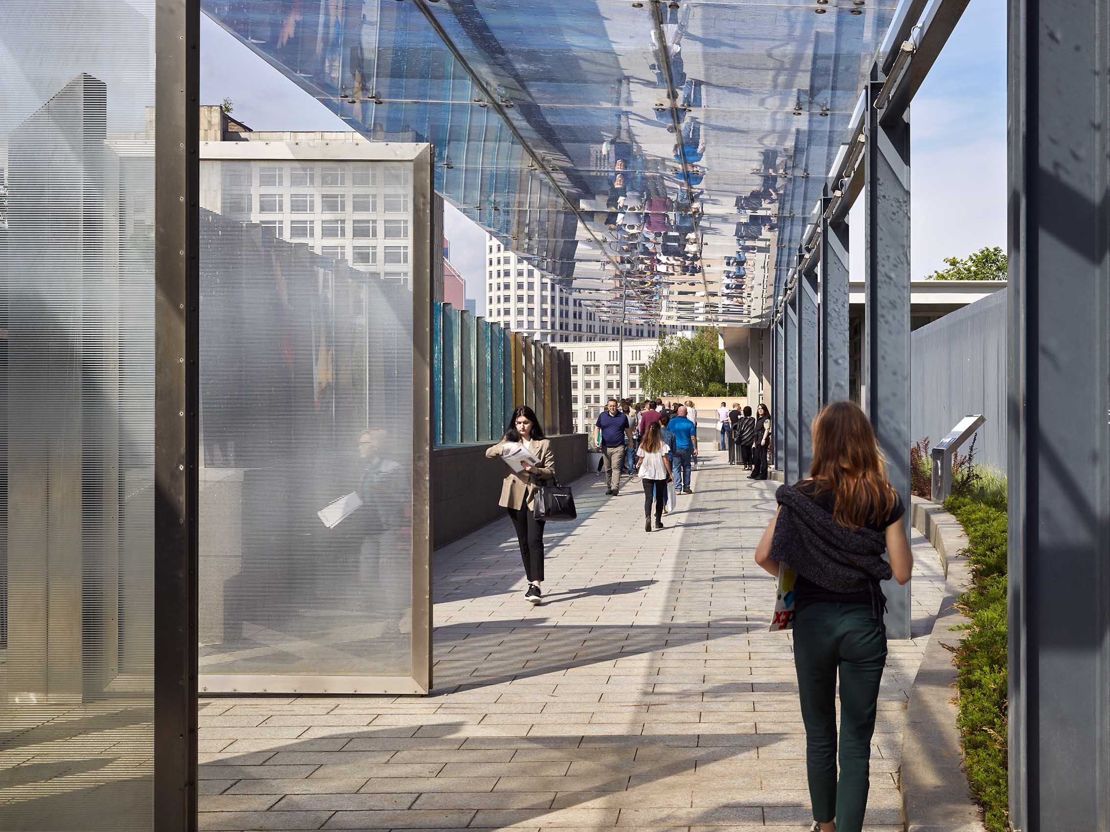 H O K   .   EMBASSY OF THE UNITED STATES  OFFICE BUILDING 2017  MOSCOW RUSSIA