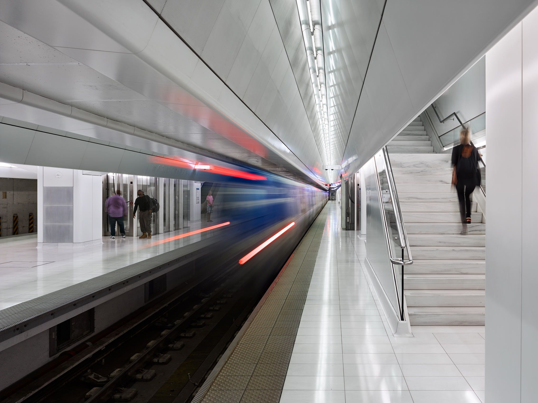 SANTIAGO CALATRAVA  .  WORLD TRADE CENTER TRANSPORTATION HUB  .  NEW YORK