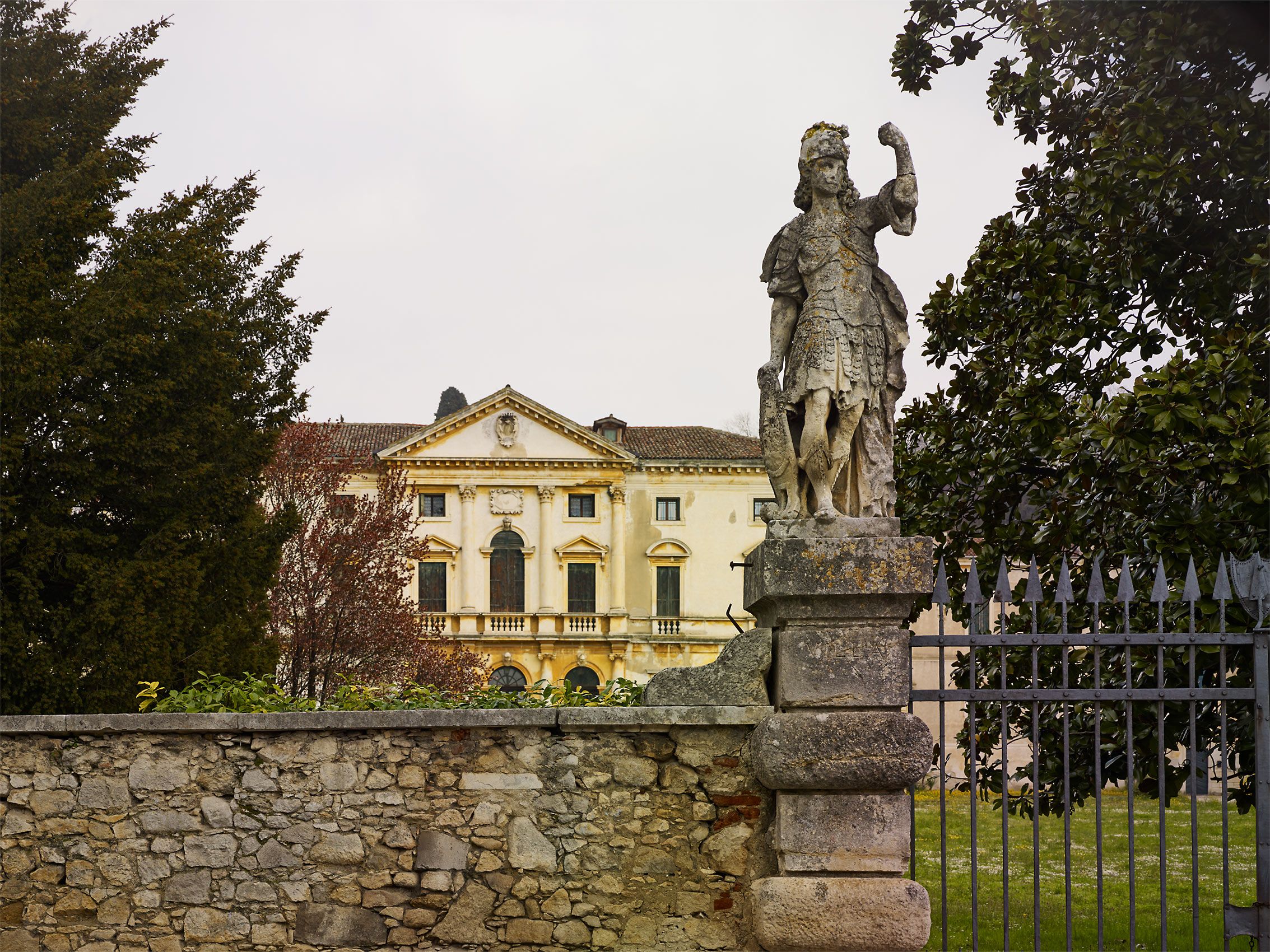 VILLA CARLO TRENTI  .  VICENZA PROVINCE
