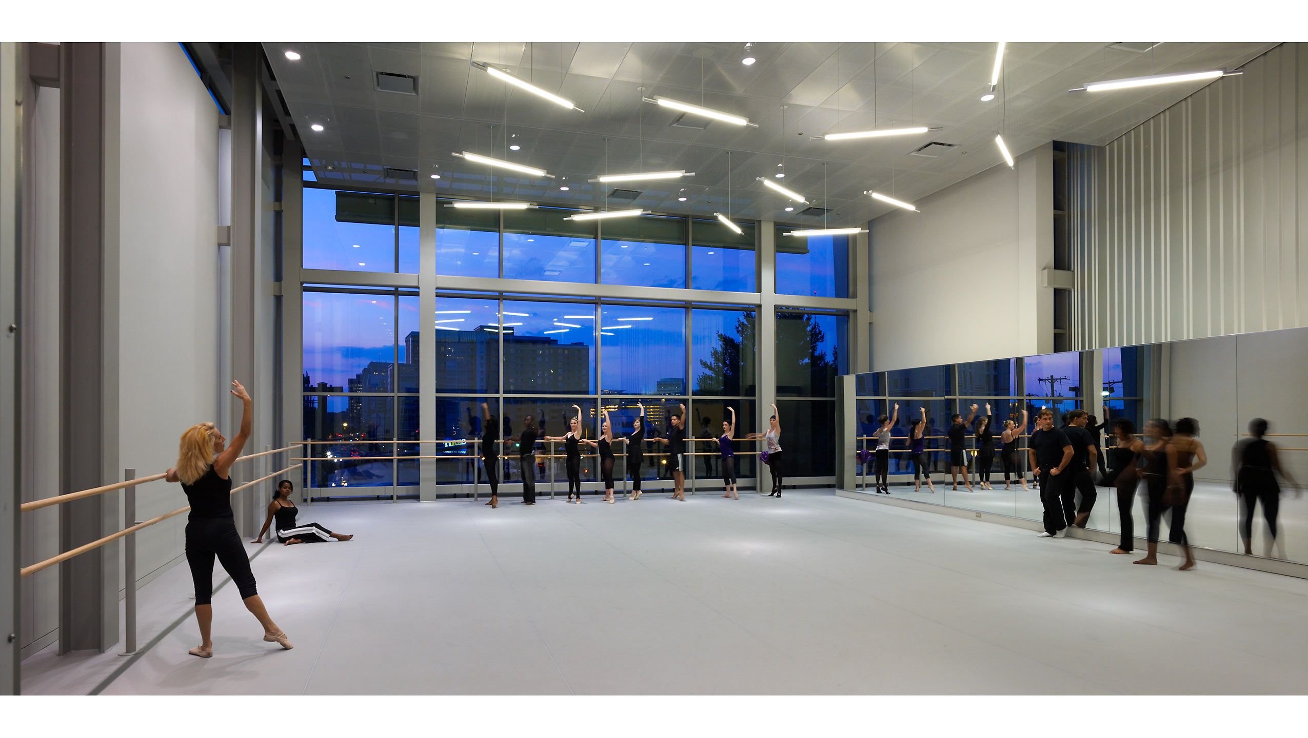 SMITHGROUP  .  MONTGOMERY COLLEGE CULTURAL ARTS CENTER  .  SILVER SPRING MD