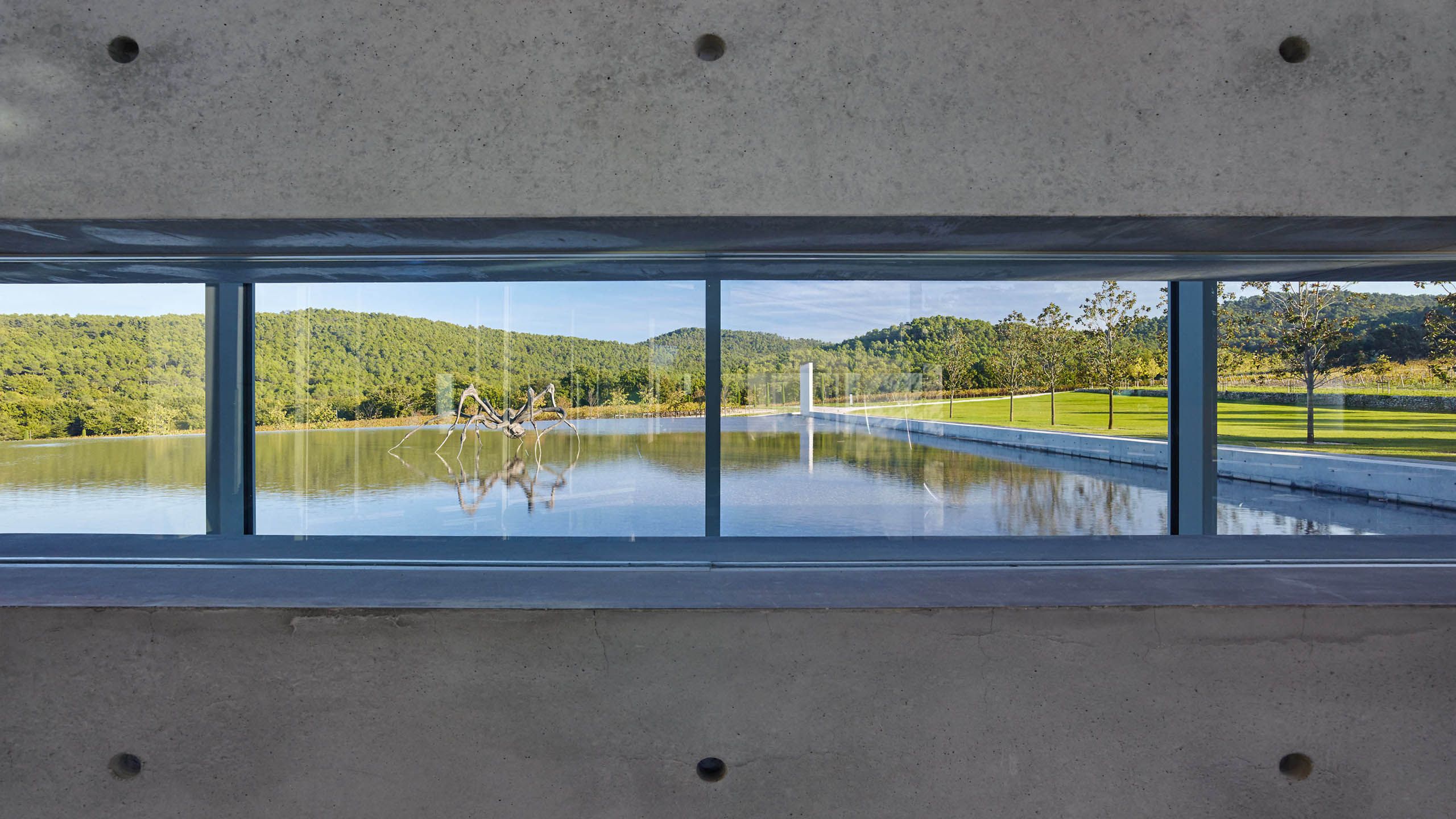 TADAO ANDO  .  CHÂTEAU LA COSTE  .  LE PUY STE. RÉPARADE FRANCE