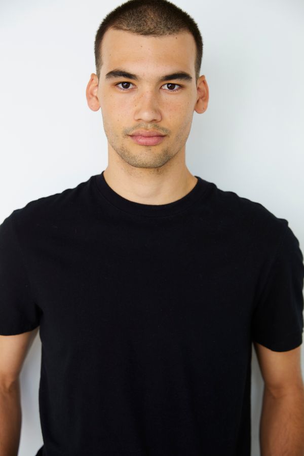 Model ISAAC MIDDLETON