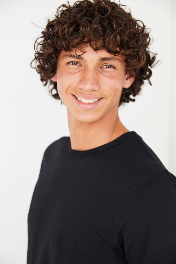 Model Zachary Velasco