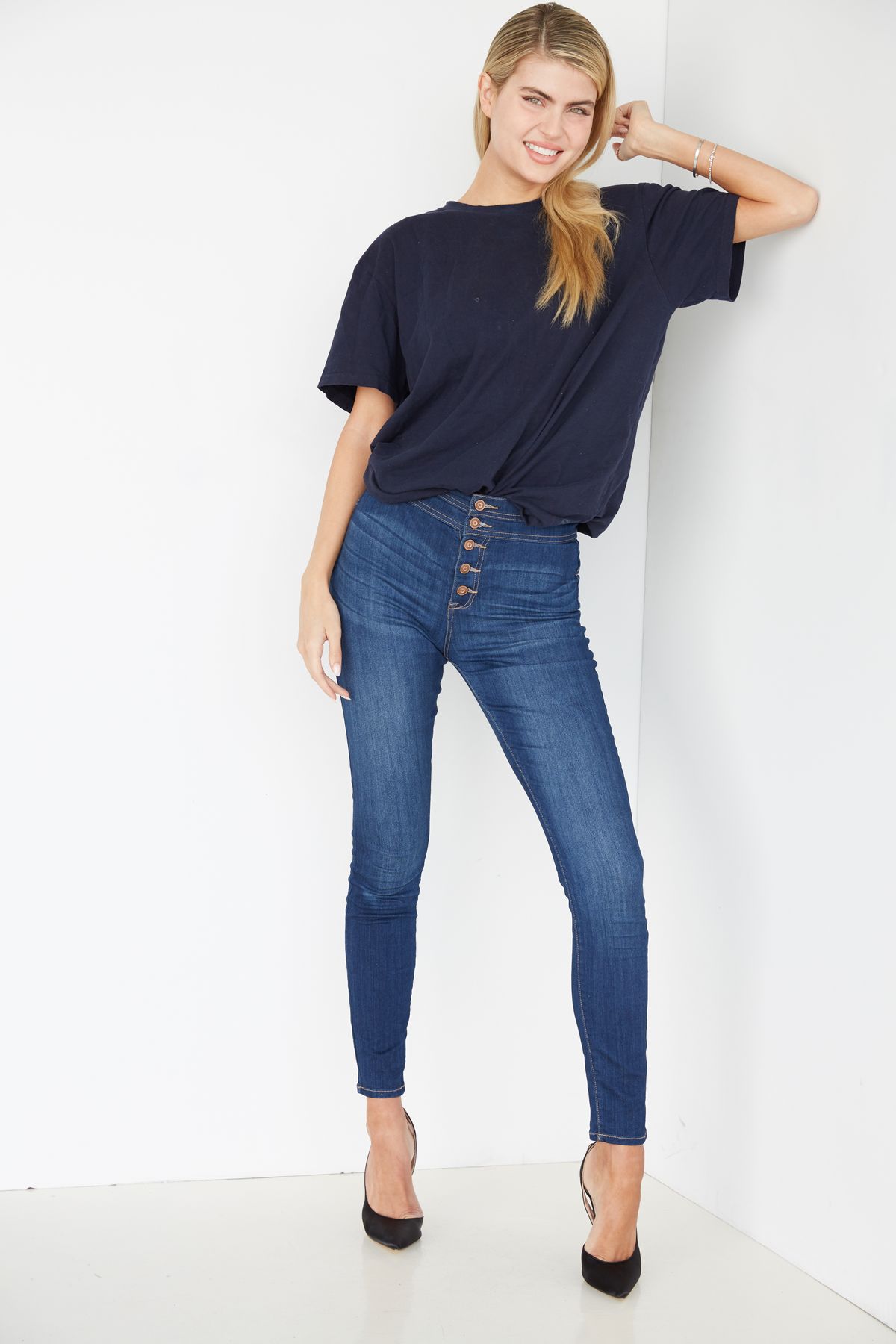 Model Kellie Stewart
