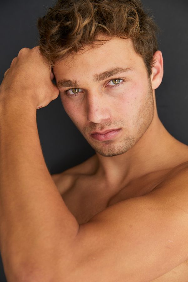 Model EROS BRUNEL 