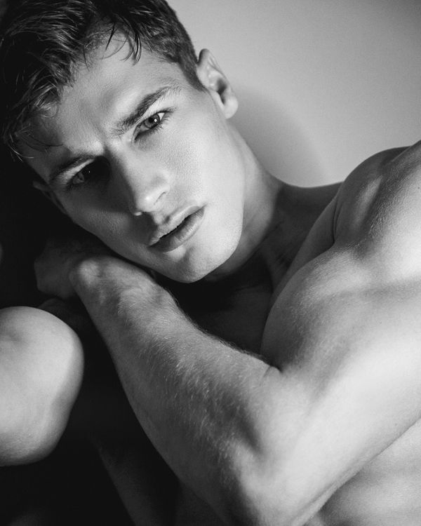 Model BENJAMIN SHEPHARD