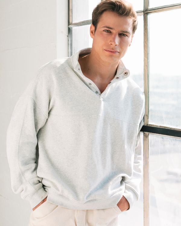 Model BENJAMIN SHEPHARD