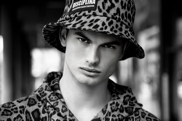 Model Milos Grubor 