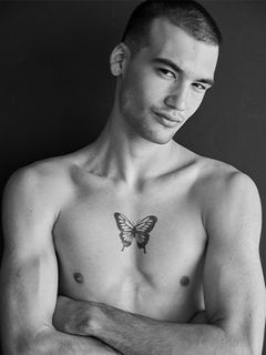 Model ISAAC MIDDLETON