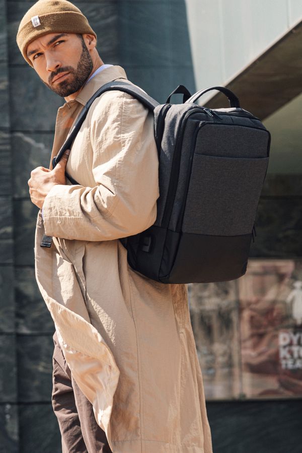 Model LUKASZ ZARAZOWSKI 