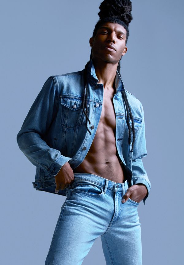 Model HARRISON JORDAN