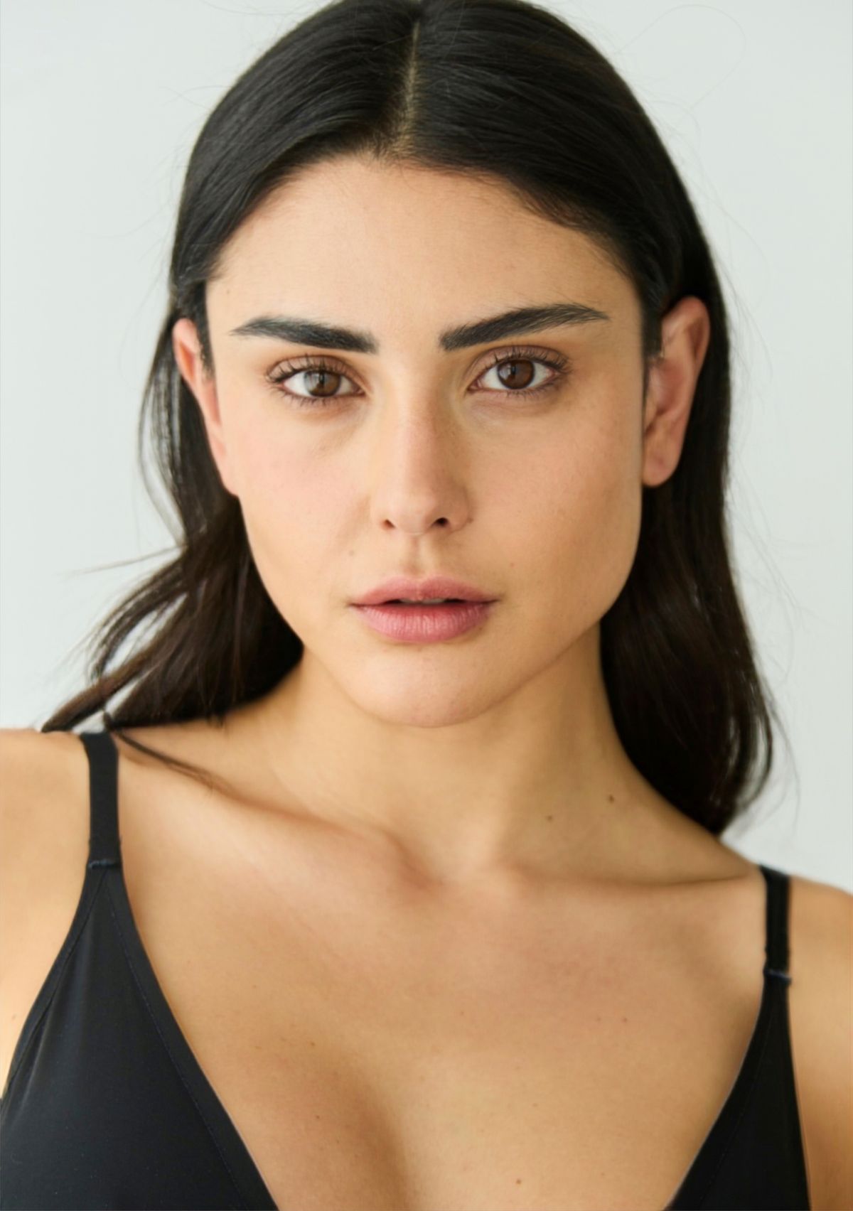 MODEL MARIA DIEZMA