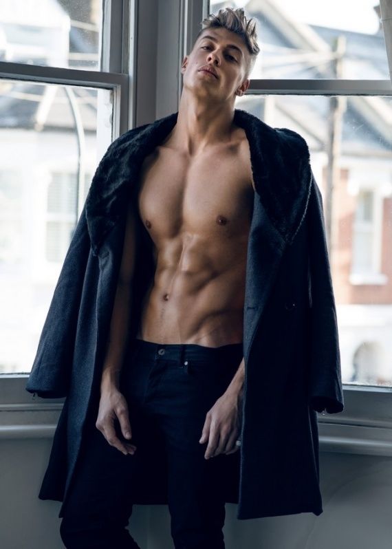 Model Max Hamilton 