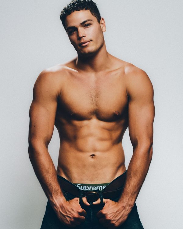 Model PATRICK HEANEY