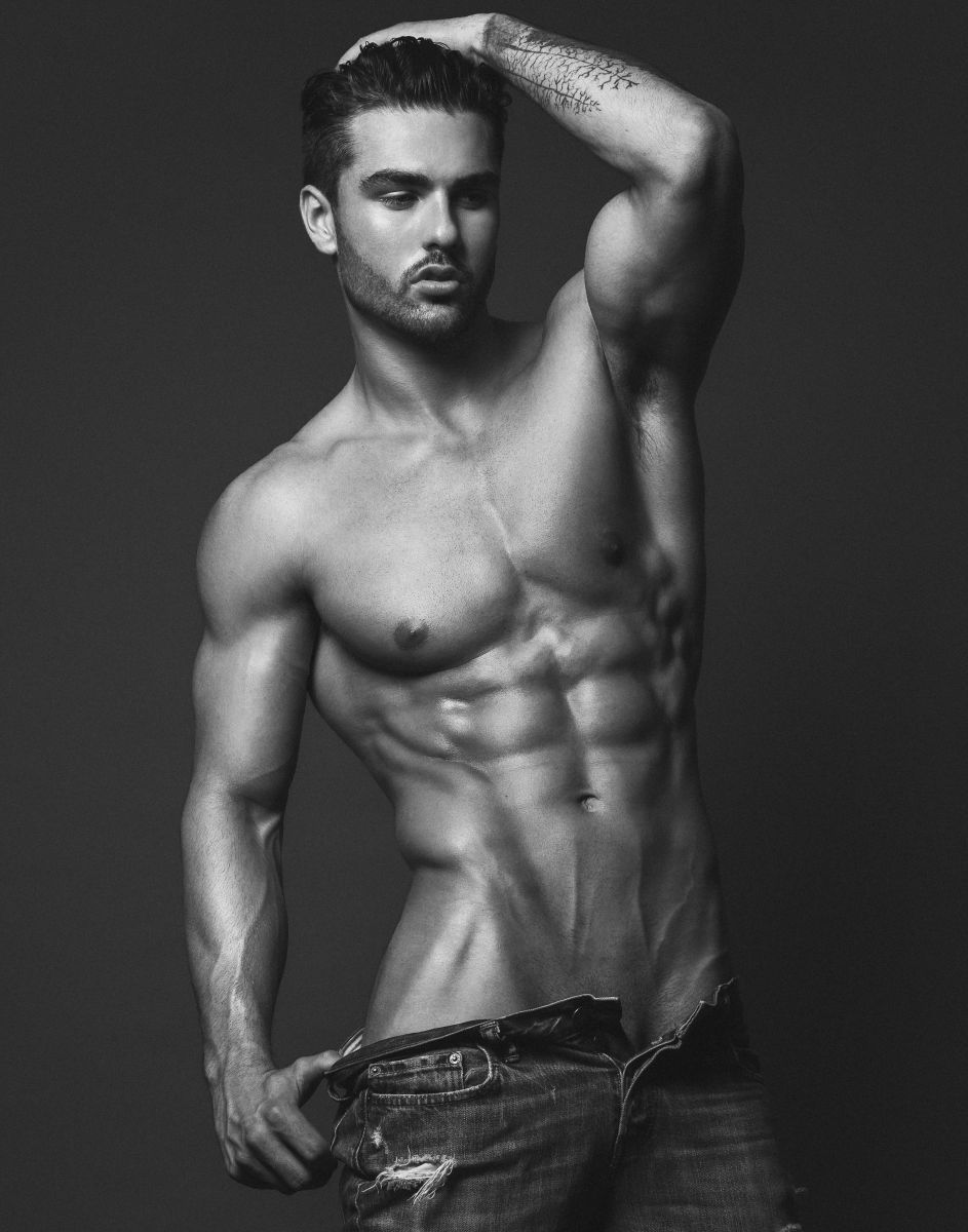 Model Sebastien Girard-Roy