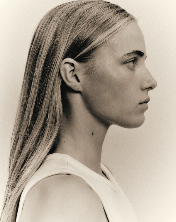 Model MEENTE DOGGENAAR