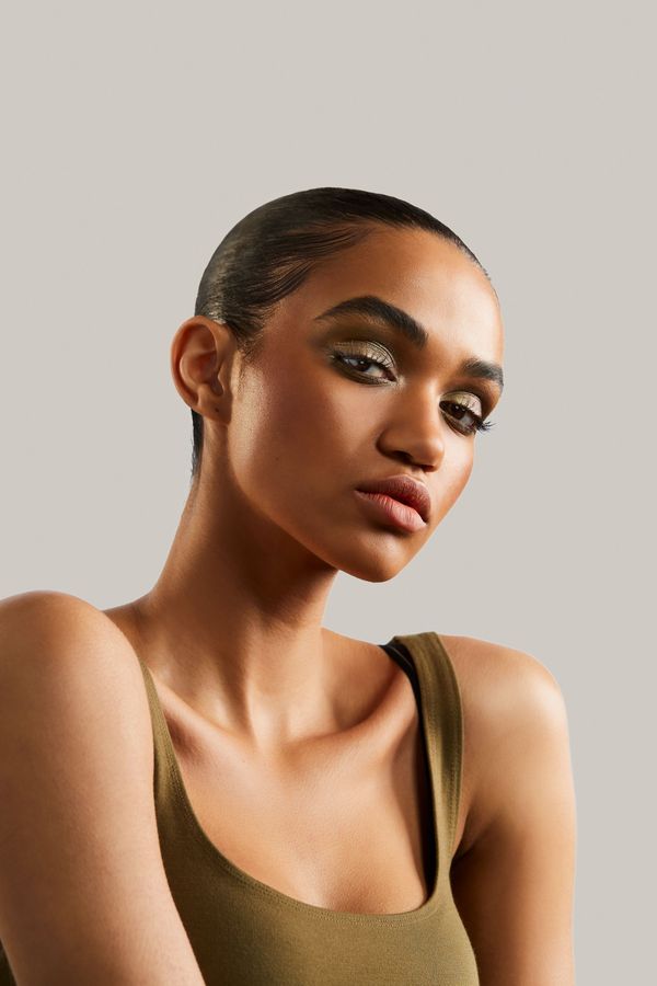 Model KAIANN KATHRYN