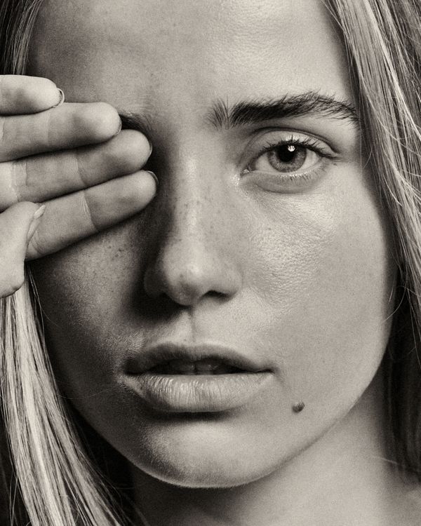 Model MEENTE DOGGENAAR