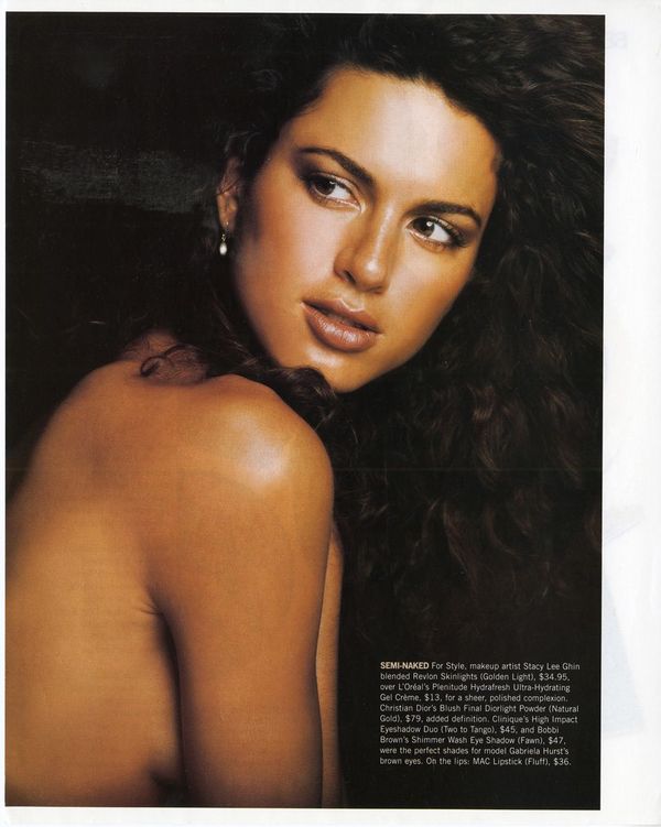 Model GABRIELA HURST