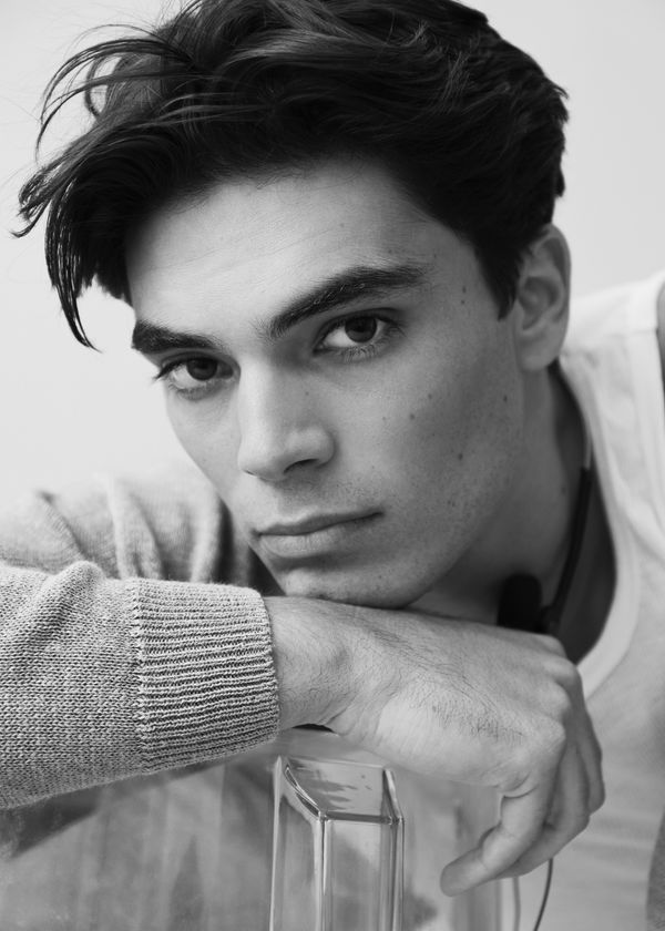 Model Mark Vega