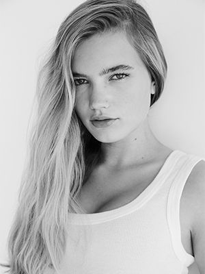 Los Angeles Model Management White Cross Management White