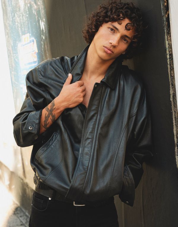 Model Zachary Velasco