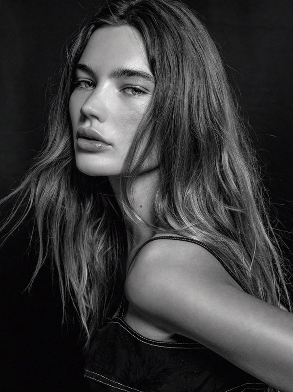 24-ALYSSA LEVIN - Elite Model Management London_portfolio_7.jpg