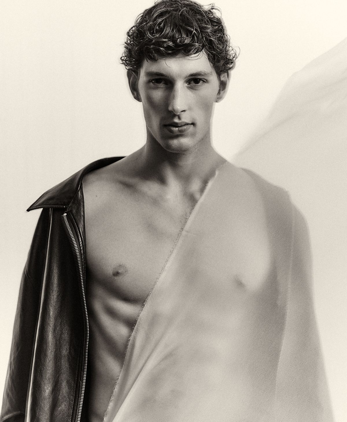 Model RYDER FORSYTH