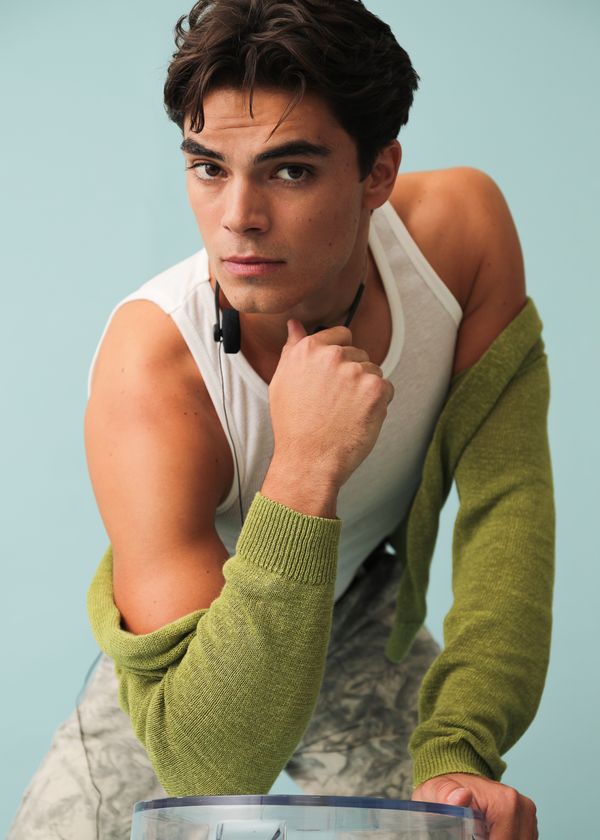 Model Mark Vega