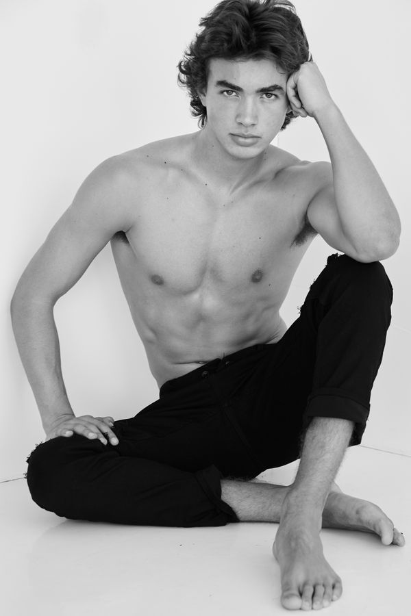 Model Thomas Jenkins