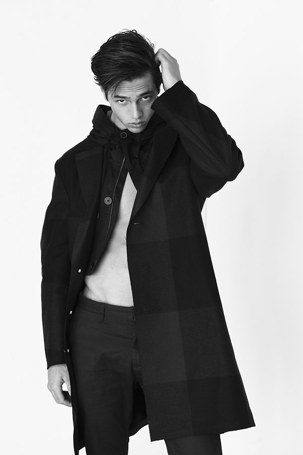 Model CHRISTIAN JOHNSON