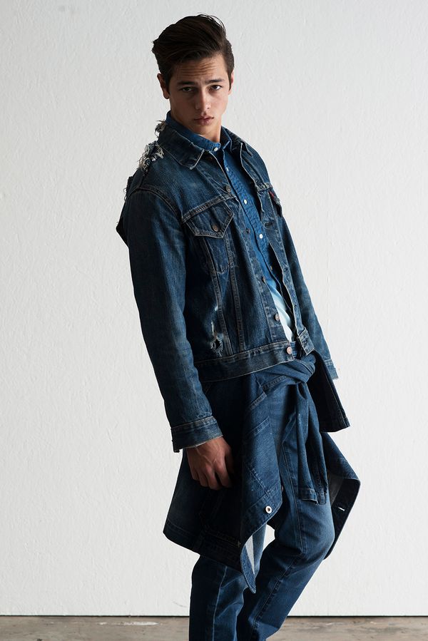 Model CHRISTIAN JOHNSON