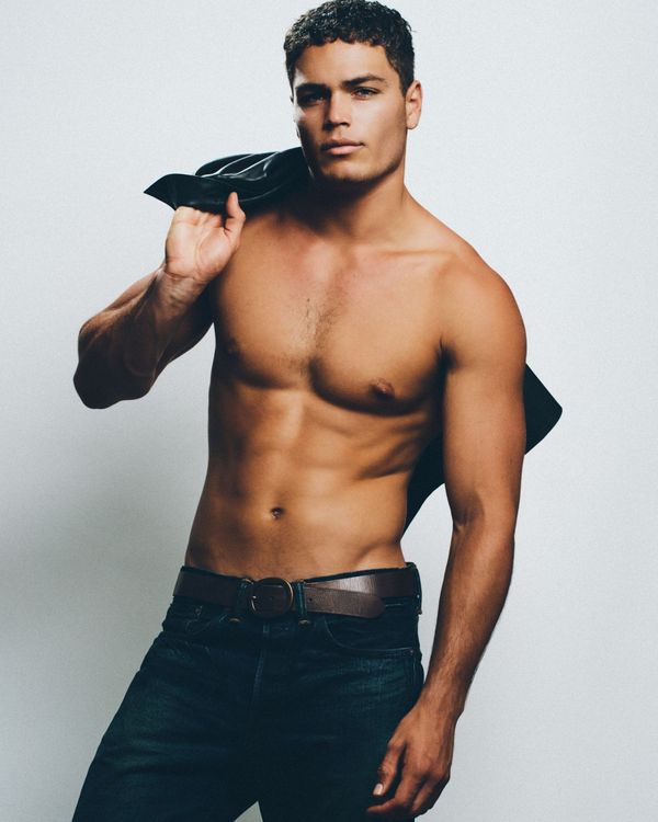 Model PATRICK HEANEY