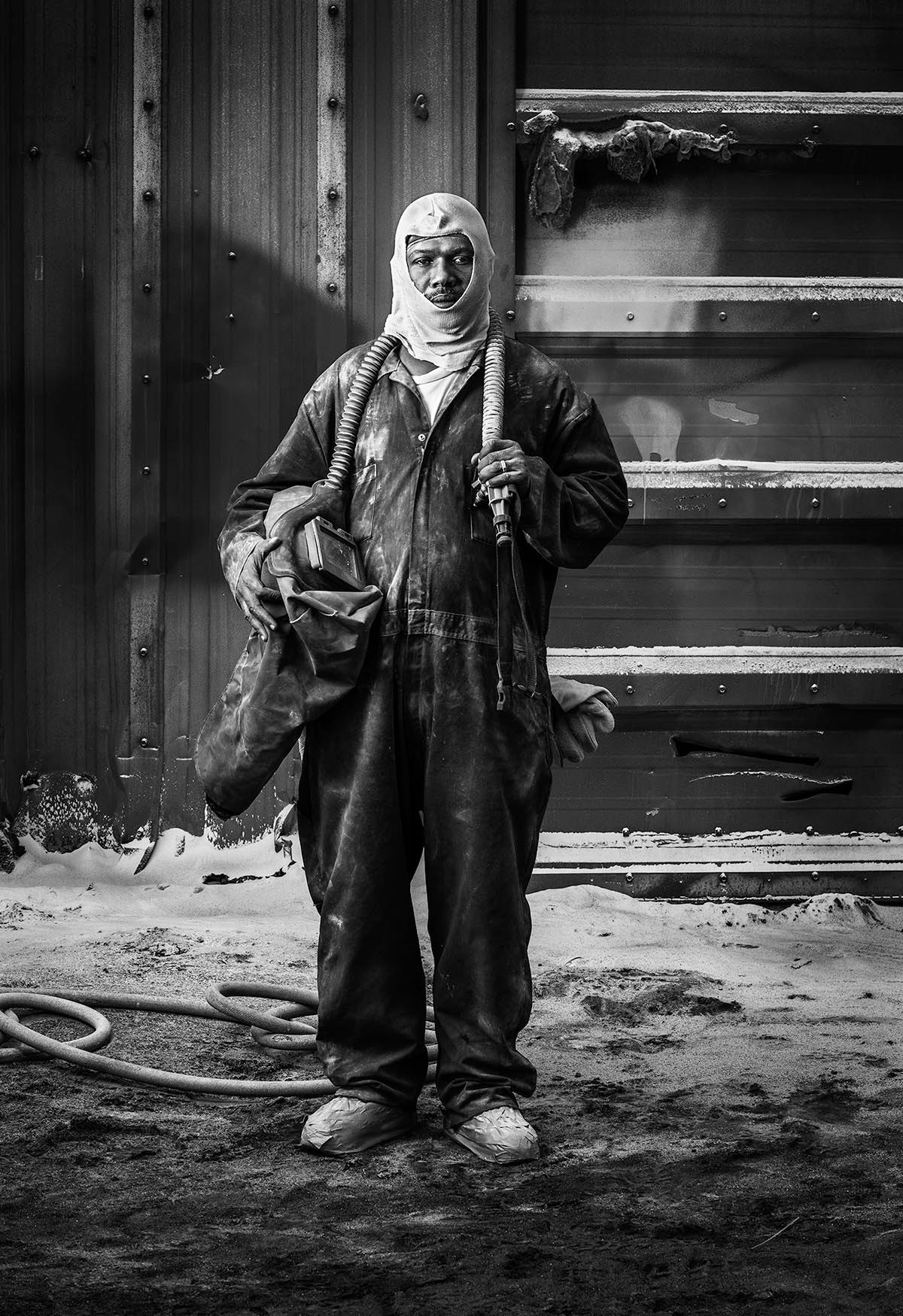 Mr. Knight, Sandblaster