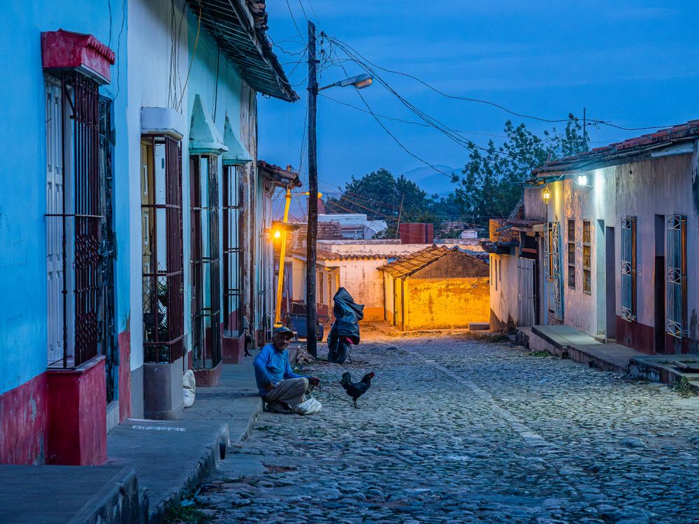 cuba_trinidad_street_sunrise_with_rooster.jpg