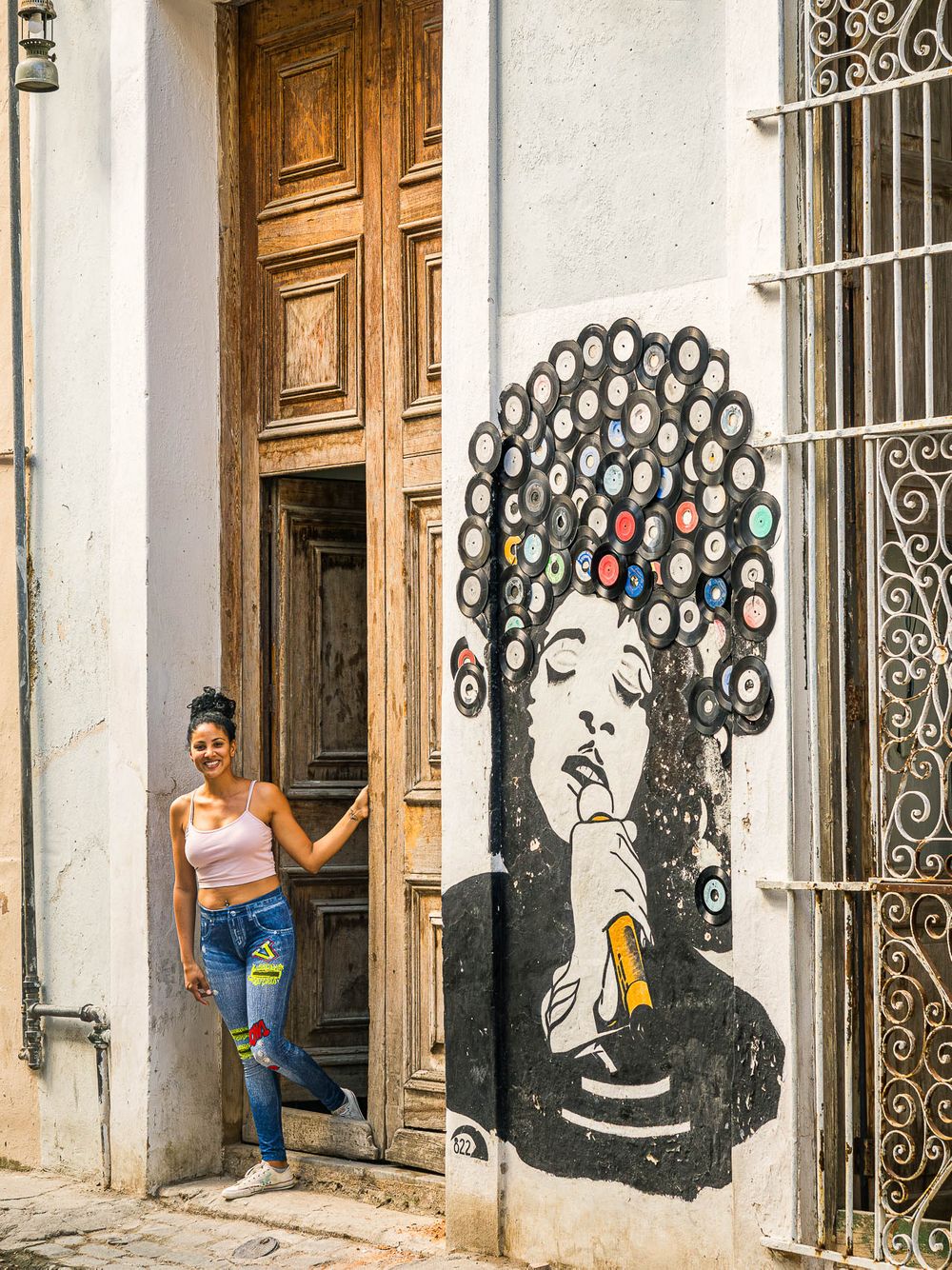 20230313_cuba_record_album_hairdoo_grafitti_0001.jpg