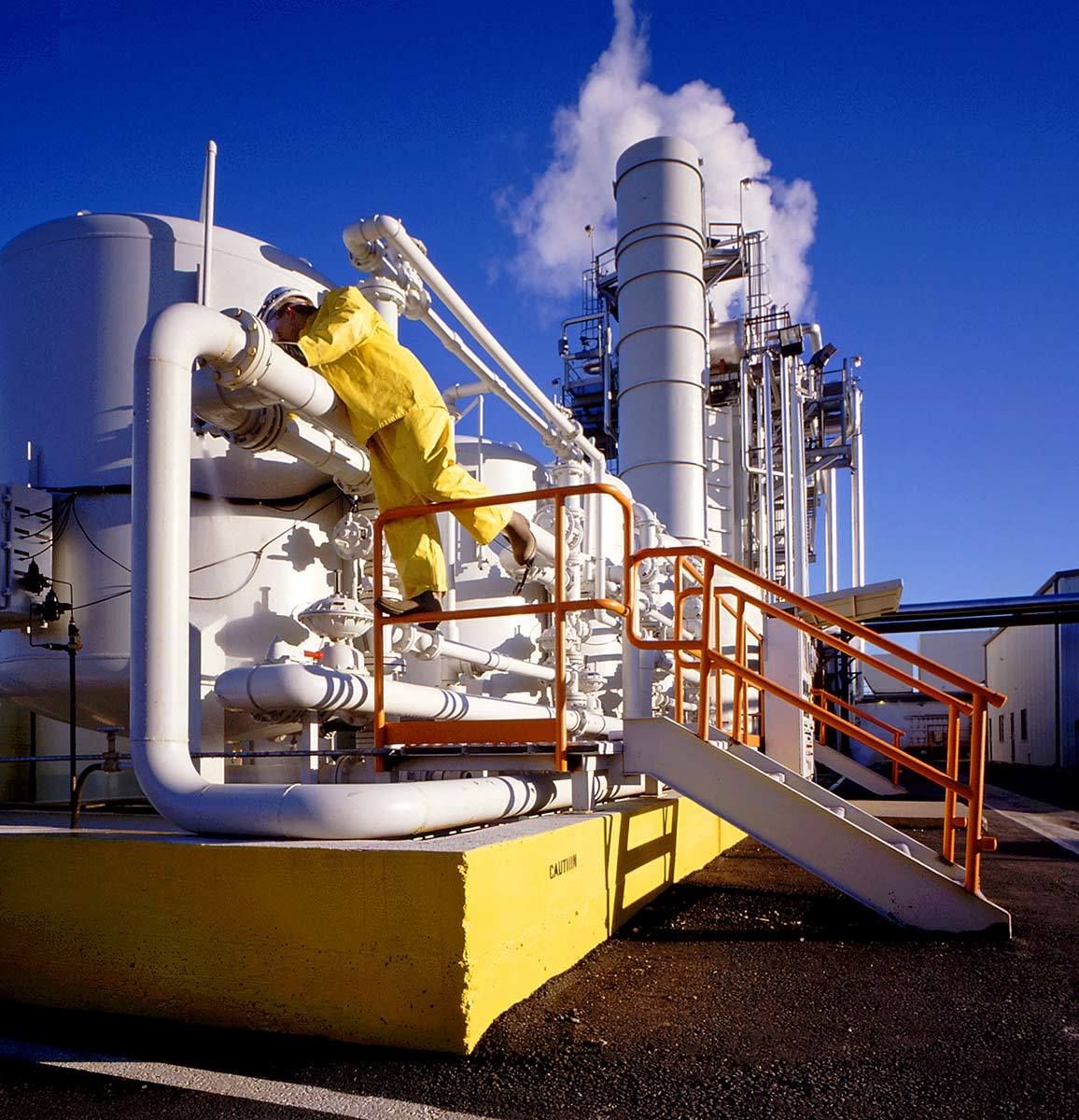 Worker at a Gas Plant in Canada for Dekalb Energy Annual Report Gas Plant Canada