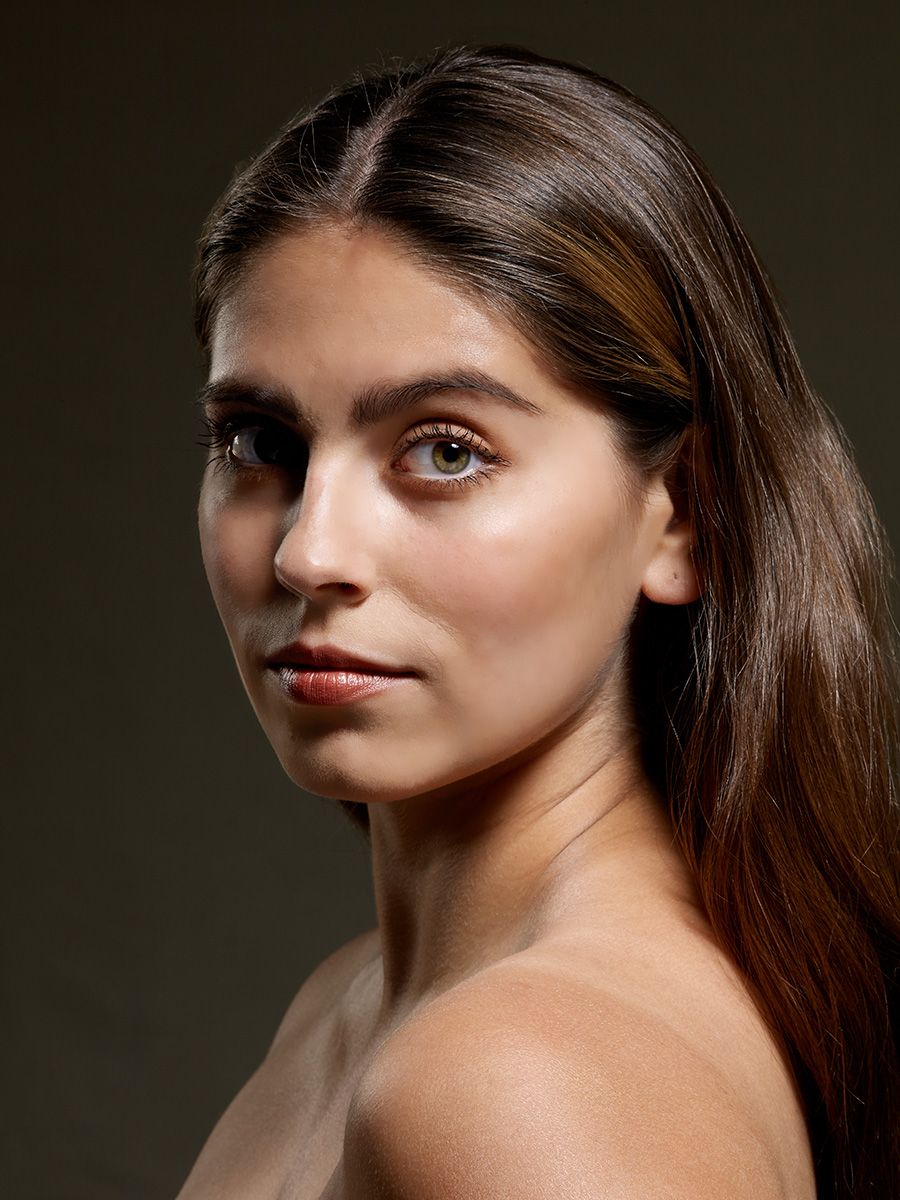 Studio Portrait Chloe Jane Busick, portrait, studio portrait, color, Stephen Collector