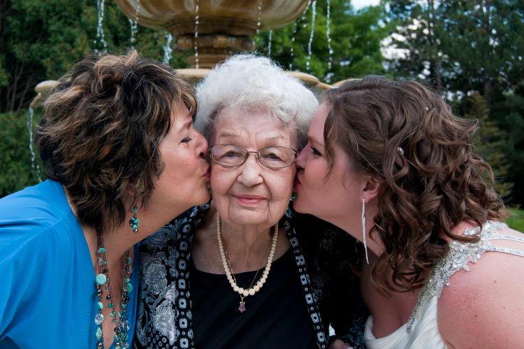 1r20120804_taraenver210