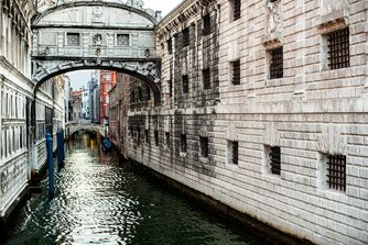 Venice Canal Long.jpg