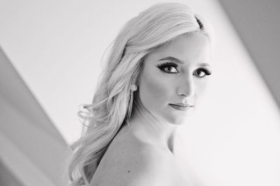 Bridal-Portrait-in-black-and-white.jpg