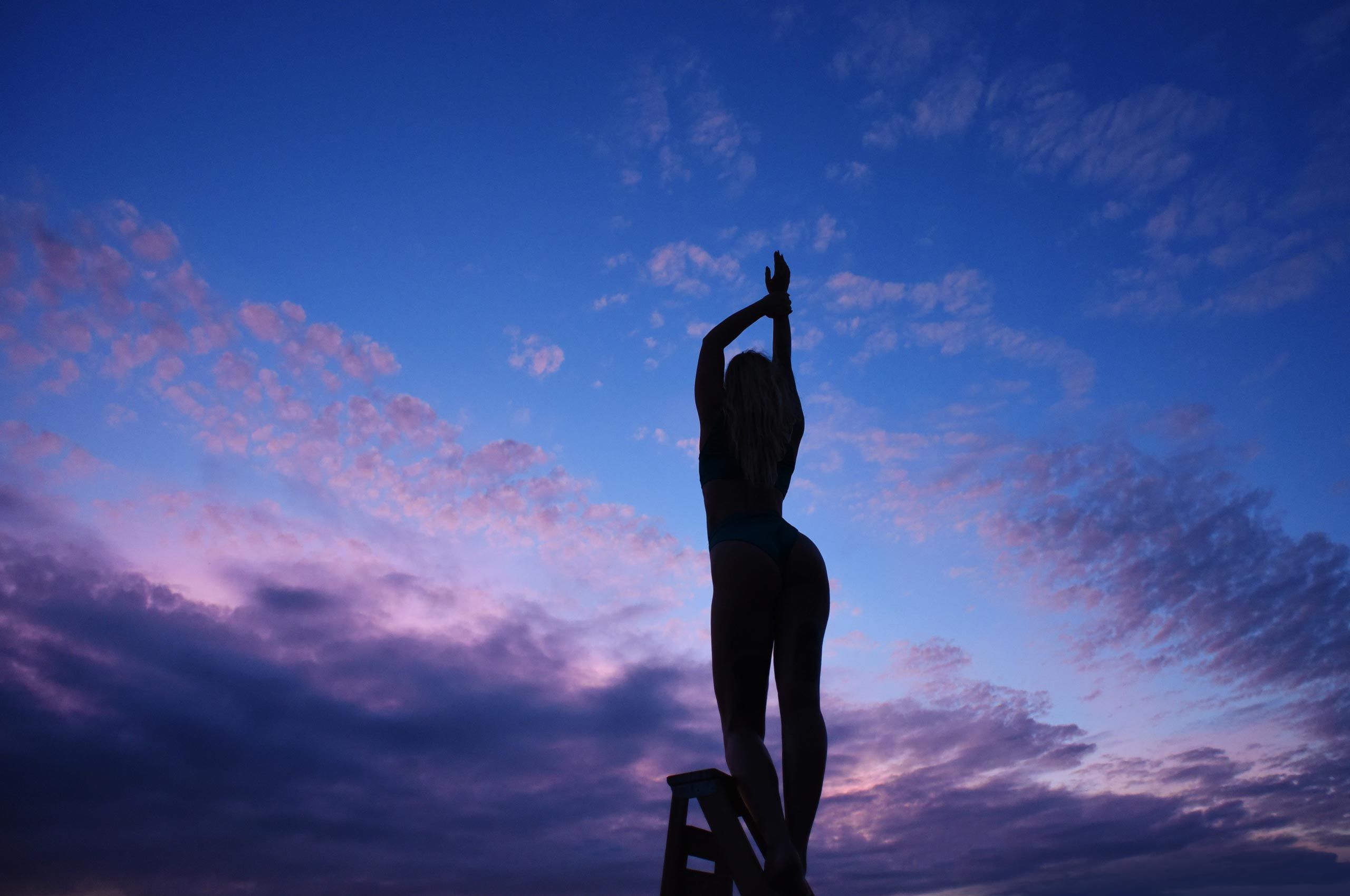 Outdoor boudoir, sunrise photos Lake Michigan