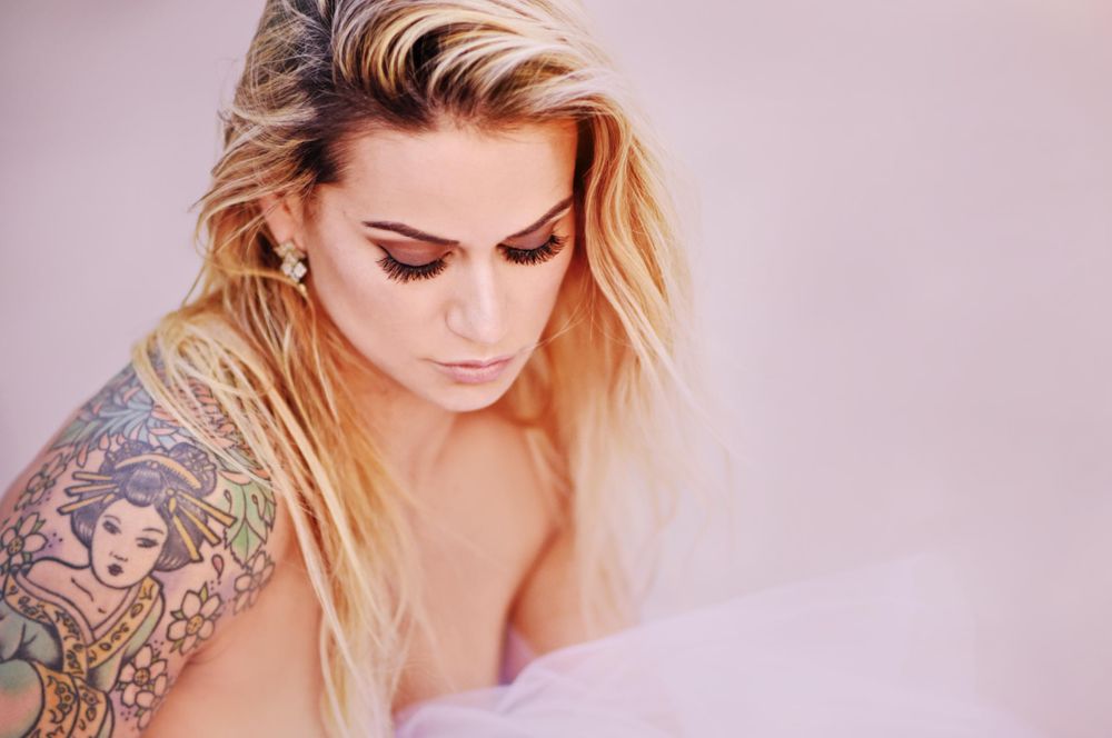 Chicago Boudoir photographer, sexy photos, intimate portraits (20).jpg