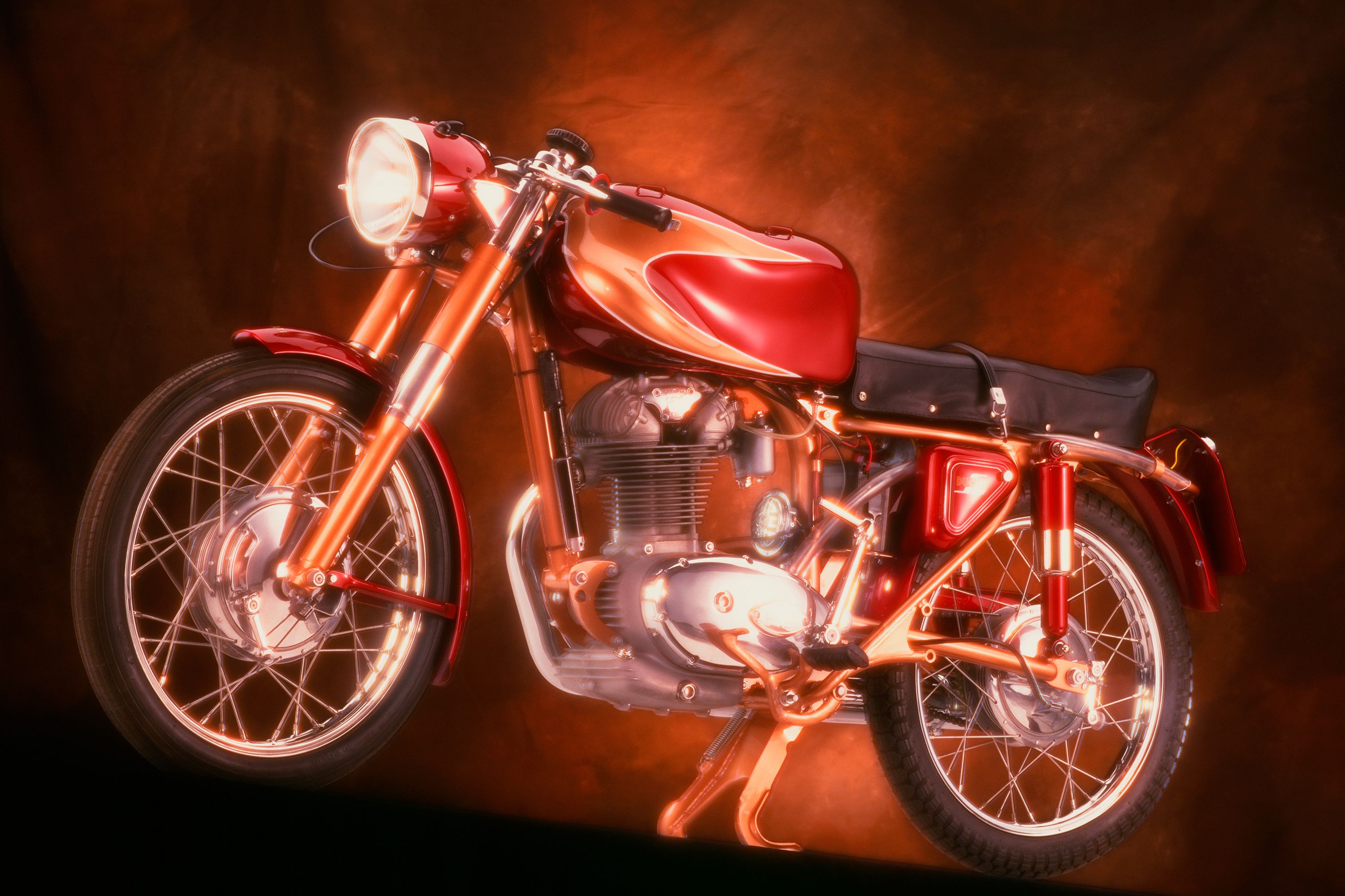 Ducati 125 Vintage sm.jpg