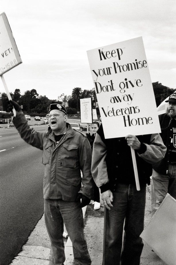1veteran_protest.jpg