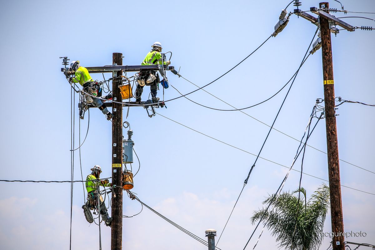 Charloma Drive SCE Telephone Poles Web16.jpg