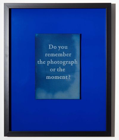 DoYouRememberThePhotoOrTheMoment.01_LiveBooks.jpg
